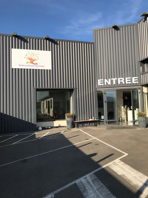 Le nouveau local à Vetraz-Monthoux a (enfin) ouvert ses portes le lundi 17 septembre 18.